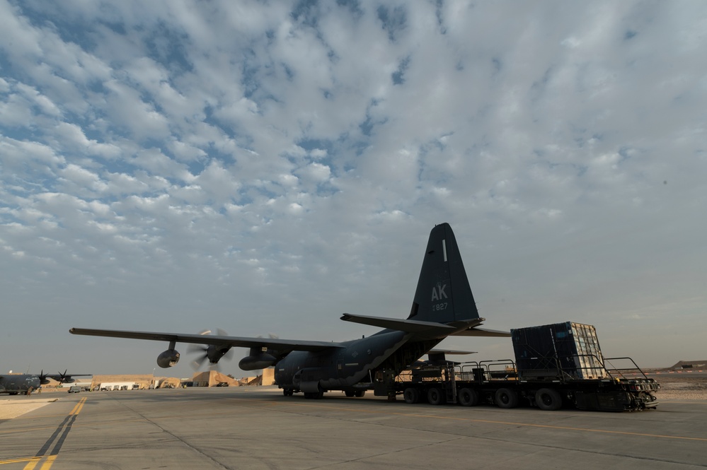 26th ERQS Conducts Combat Airlift Operation