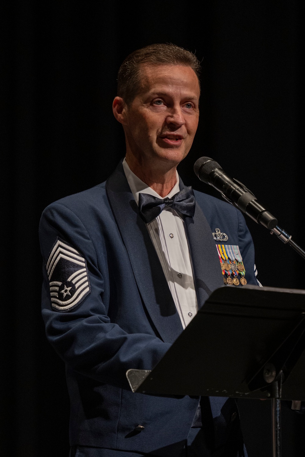 Air Force Heritage of America Band performs for Veteran’s Day in a local community