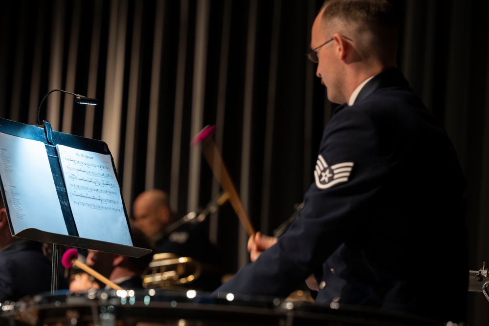 Air Force Heritage of America Band performs for Veteran’s Day in a local community