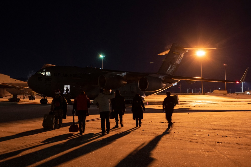 Alaska Air National Guard's 176th Wing provides an upgraded sleigh during Operation Santa Claus