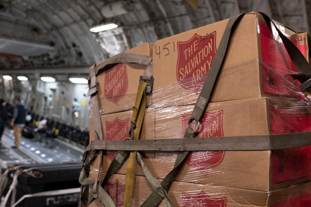Alaska Air National Guard's 176th Wing provides an upgraded sleigh during Operation Santa Claus