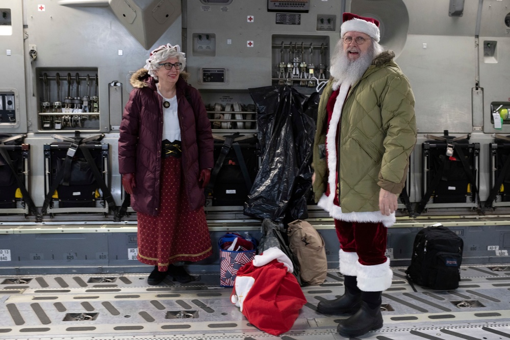 Alaska Air National Guard's 176th Wing provides an upgraded sleigh during Operation Santa Claus