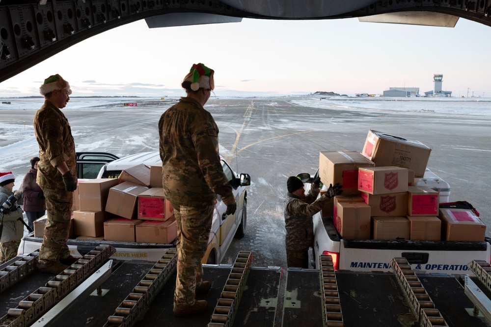 Alaska Air National Guard's 176th Wing provides an upgraded sleigh during Operation Santa Claus