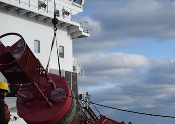 USCGC Mackinaw (WLBB 30) 2022 Christmas Tree Run