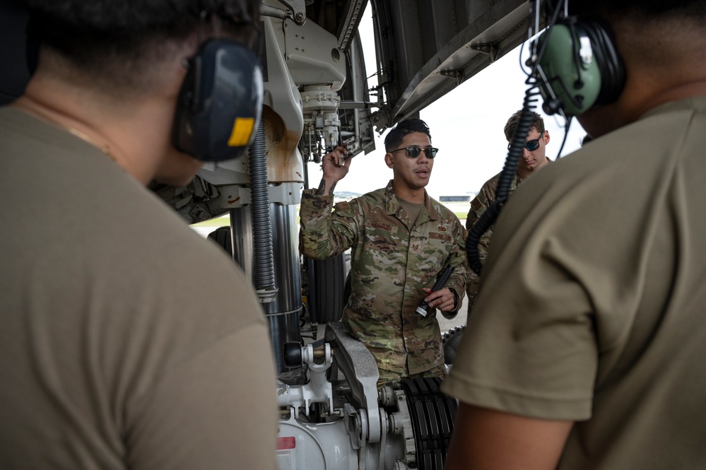 C-5M Galaxy tire and brake training