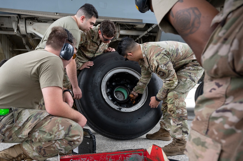 C-5M Galaxy tire and brake training