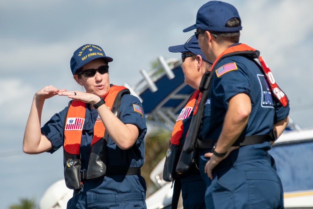 USCG Monitors Hurricane Ian Boat Operations