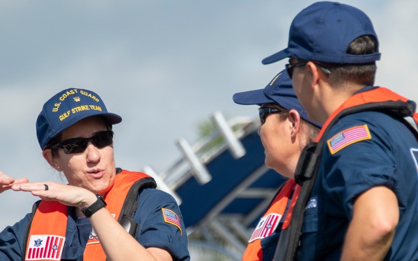 USCG Monitors Hurricane Ian Boat Operations