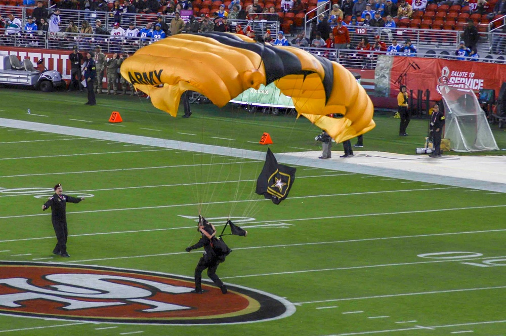 U.S. Army Golden Knights Perform at 49'ers Salute to Service Game