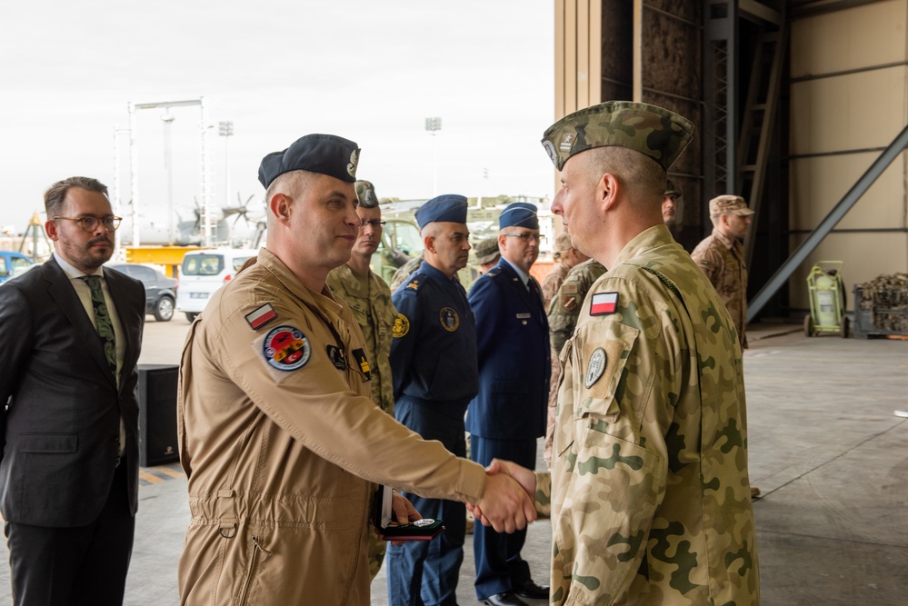 Incirlik Air Base welcomes incoming commander of Polish Military Contingent