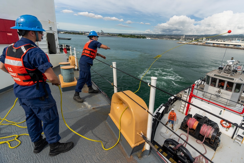 Coast Guard Cutter Polar Star departs Pearl Harbor