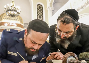 U.S. Military helps dedicate historic Torah Scroll to Ukrainian Army