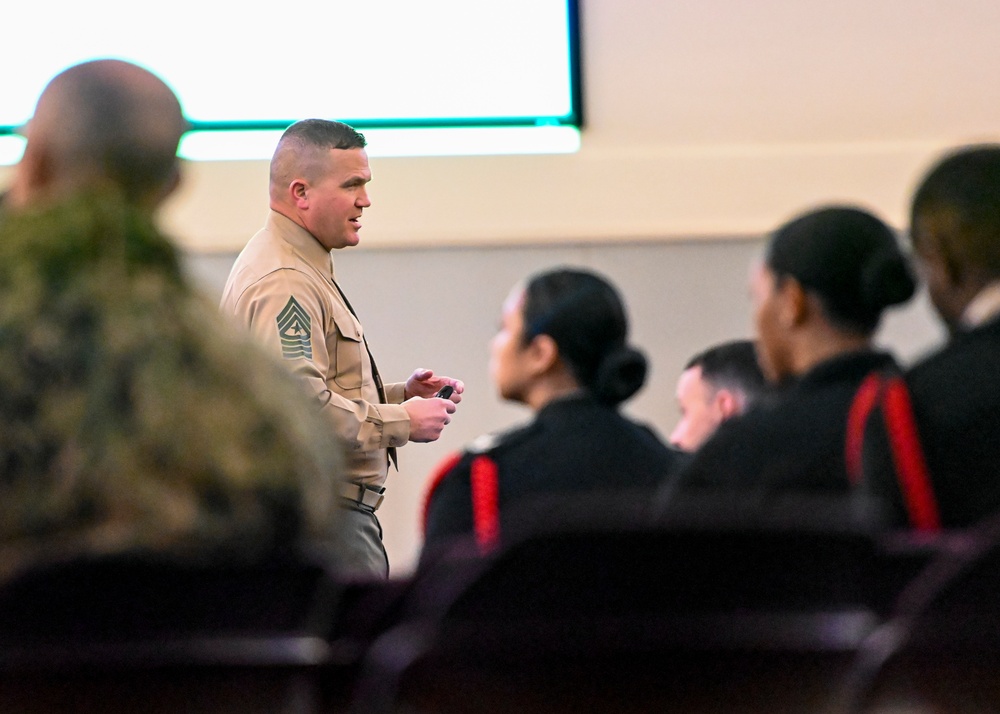 USNCC Visits Great Lakes