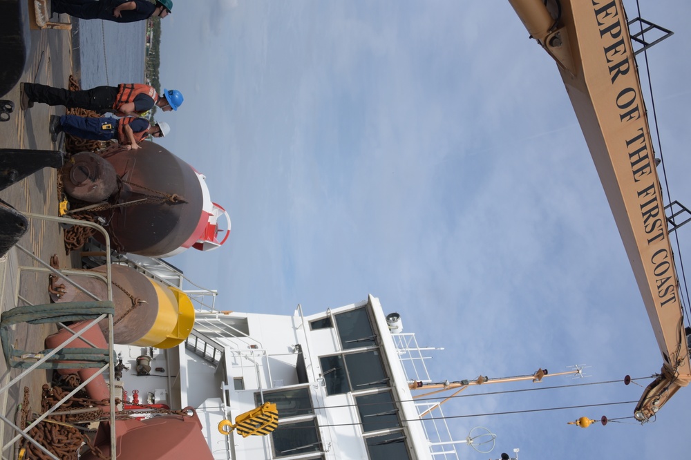 Photo of Maria Bray Crew Members Prior to Getting Underway