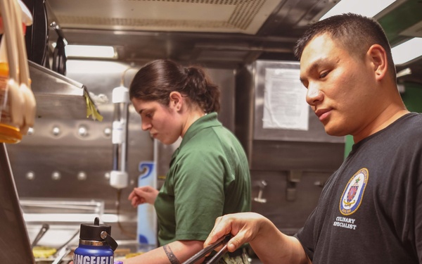 USS The Sullivans celebrate Thanksgiving