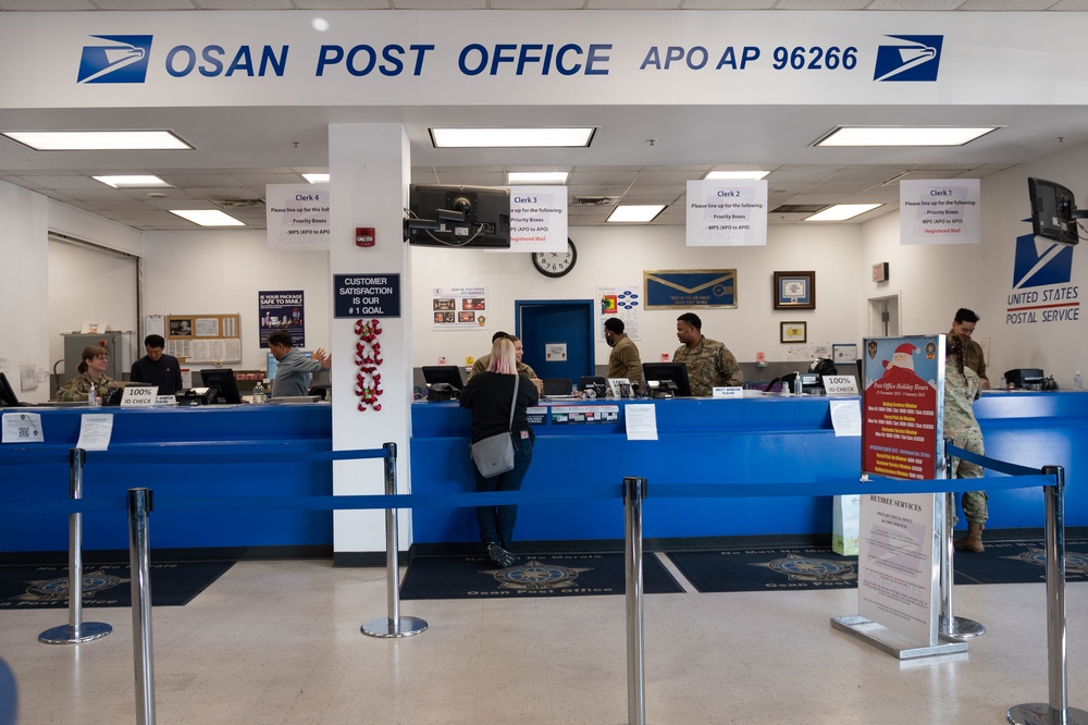 Post Office delivers during holiday season