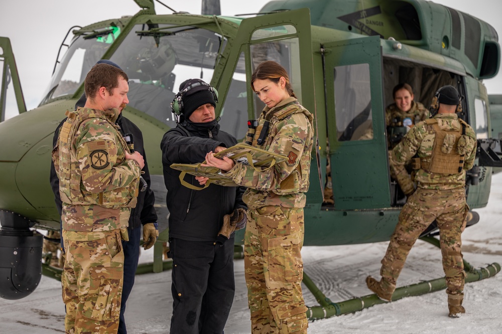 40th Helicopter Squadron conducts winter weather training