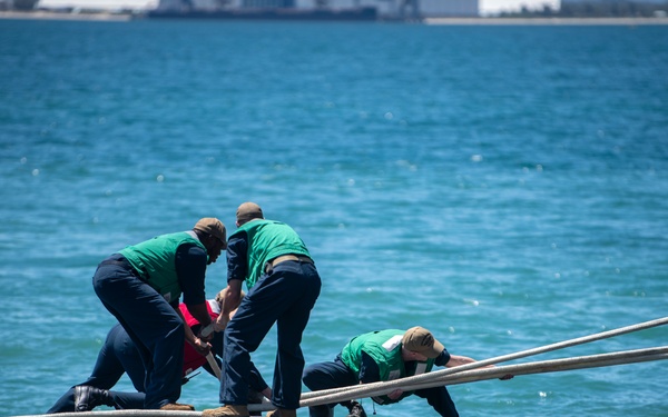 USS Mississippi (SSN 782) Arrives in Australia