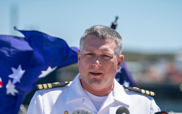 USS Mississippi (SSN 782) Arrives in Australia