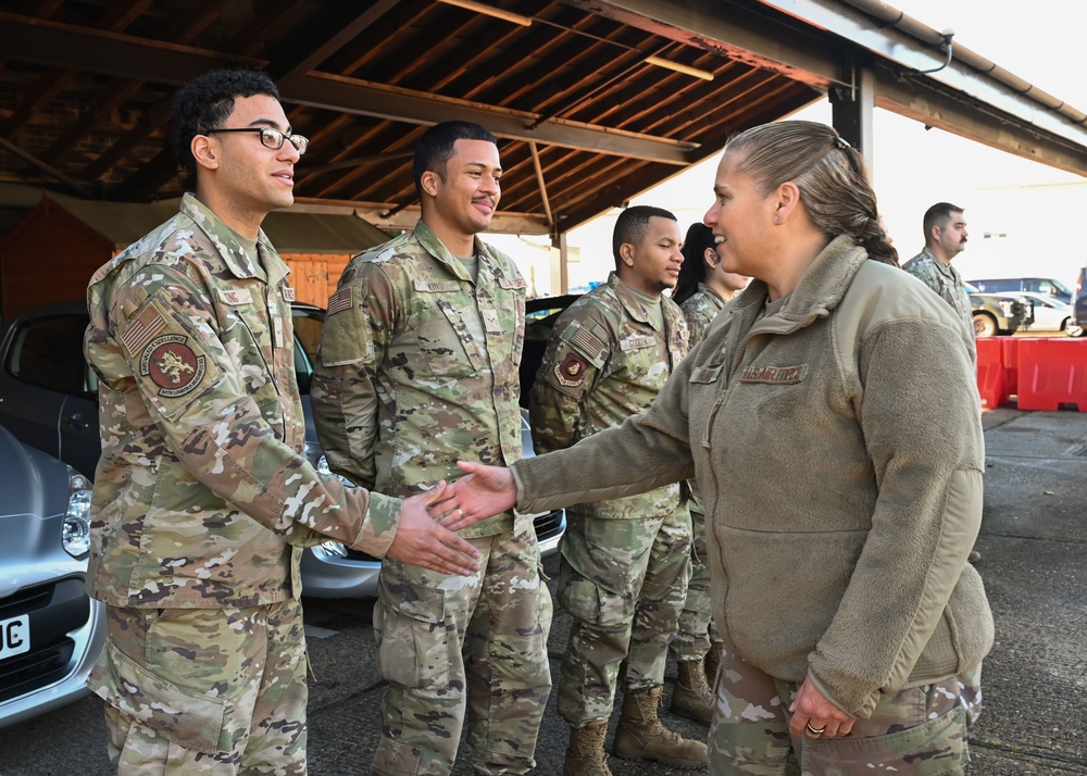 A.F. Director of Logistics visits RAF Mildenhall