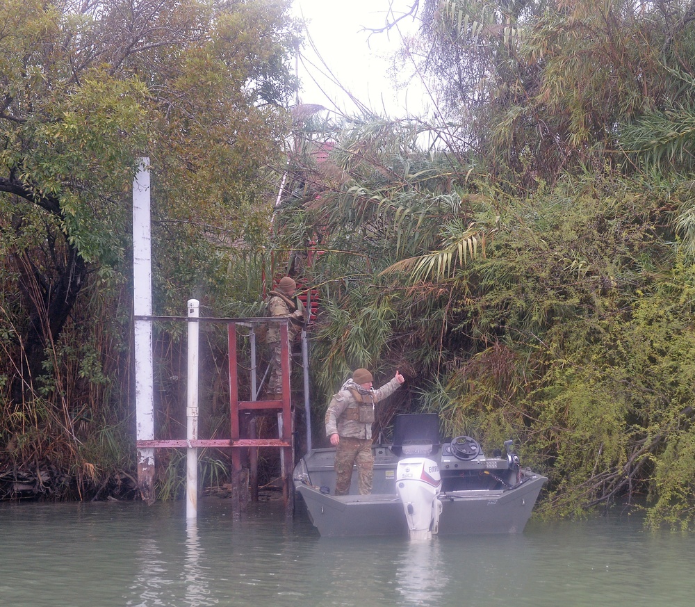 NGB leadership visits Texas National Guard troops on the border