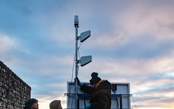 ERDC Researchers Set Experiment for Paint Type Testing, Weather Observation Tower on Treat Island, ME