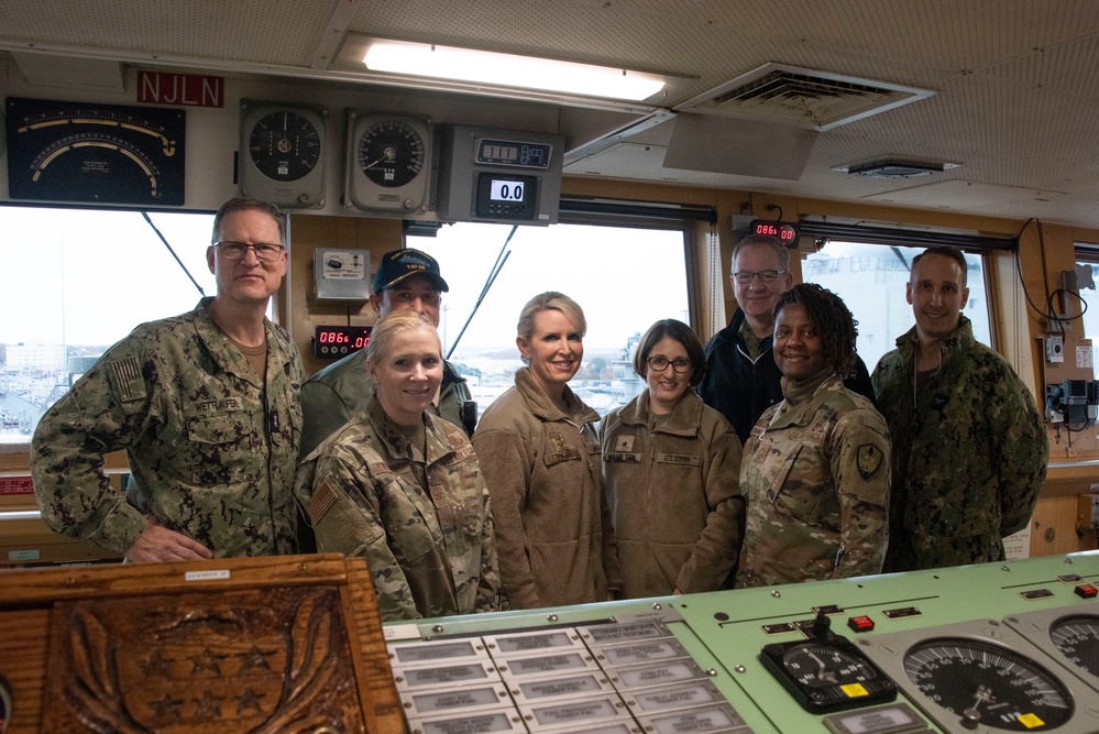 USTRANSCOM Director of Operations Visits MSC