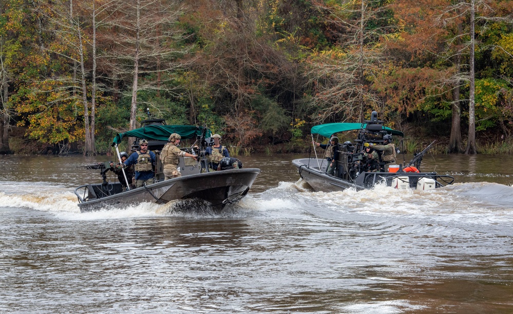 Partner Nation Students Participate in NAVSCIATTS Riverine Course