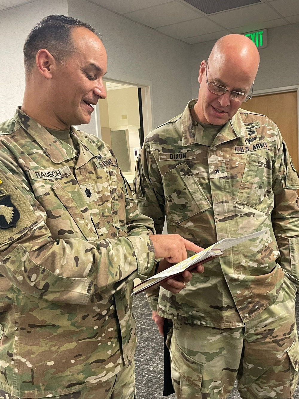 BG Dixon speaks at University of South Carolina ROTC branching ceremony