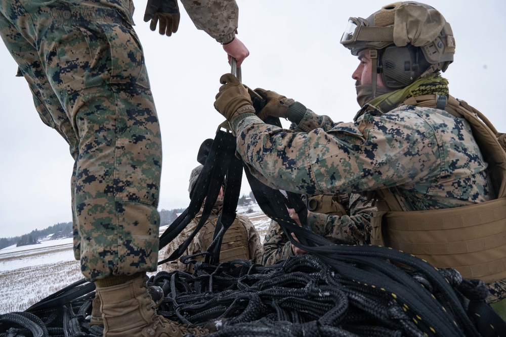 U.S. Marines with Combat Logistics Battalion 6 Conduct a Helicopter Lift with Finnish NH90 Aircraft
