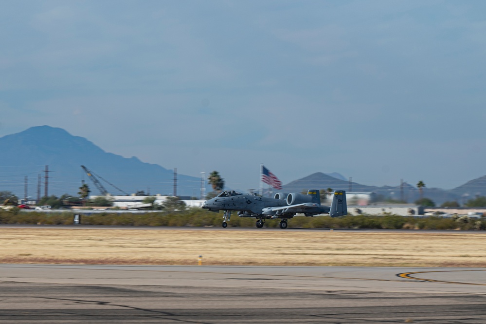 357th 'Dragons' learn to fly