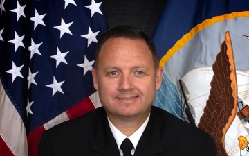 Biography, Navy Talent Acquisition Group Philadelphia Commanding Officer, Cmdr. Christopher Robison