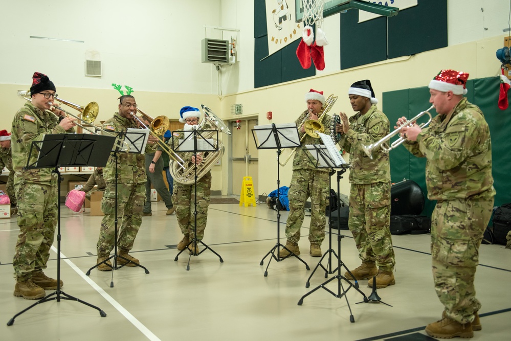 Holiday traditions bring service members, North Slope Borough community closer