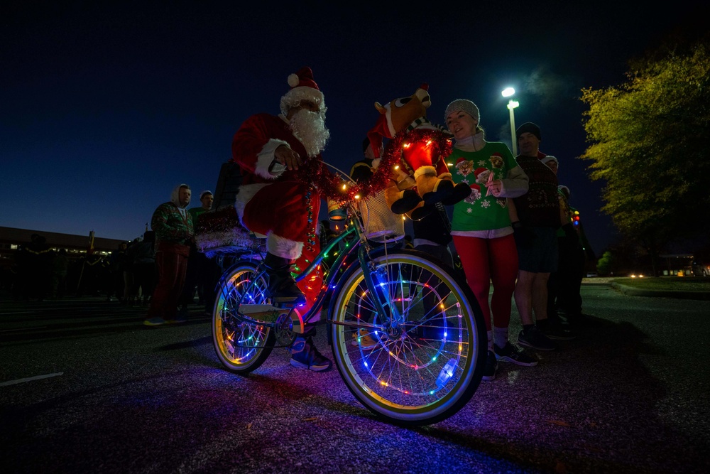 Installation Holiday Run