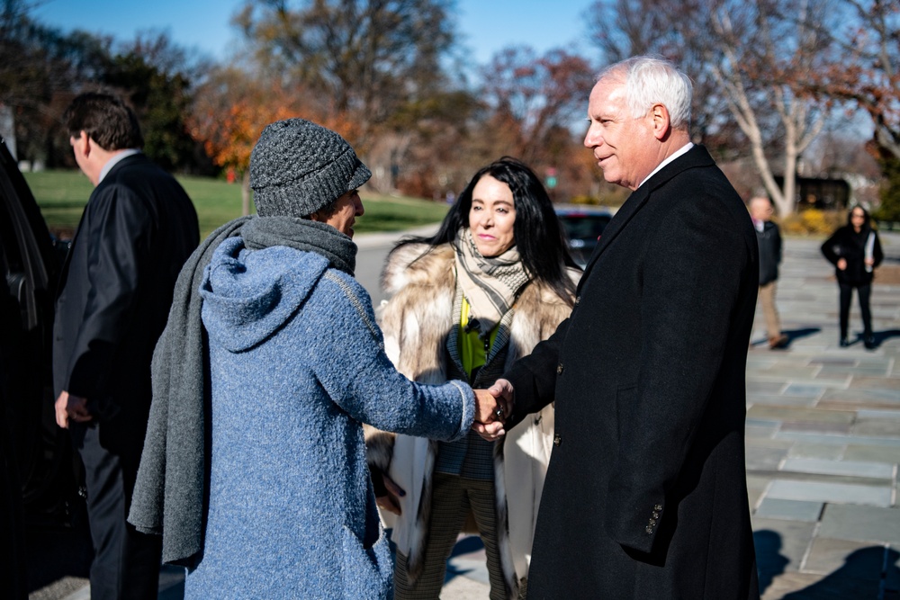 Director of U.S. Office of Personnel Management Kiran Ahuja Participates in a Public Wreath-Laying Ceremony at the Tomb of the Unknown Soldier