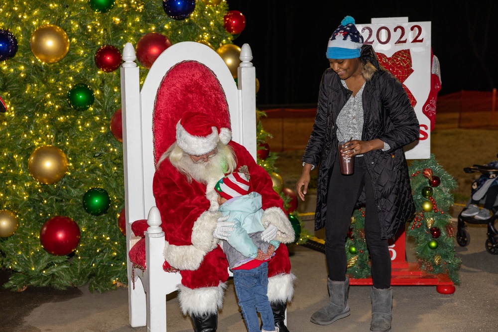 2022 MCB Quantico holiday tree lighting