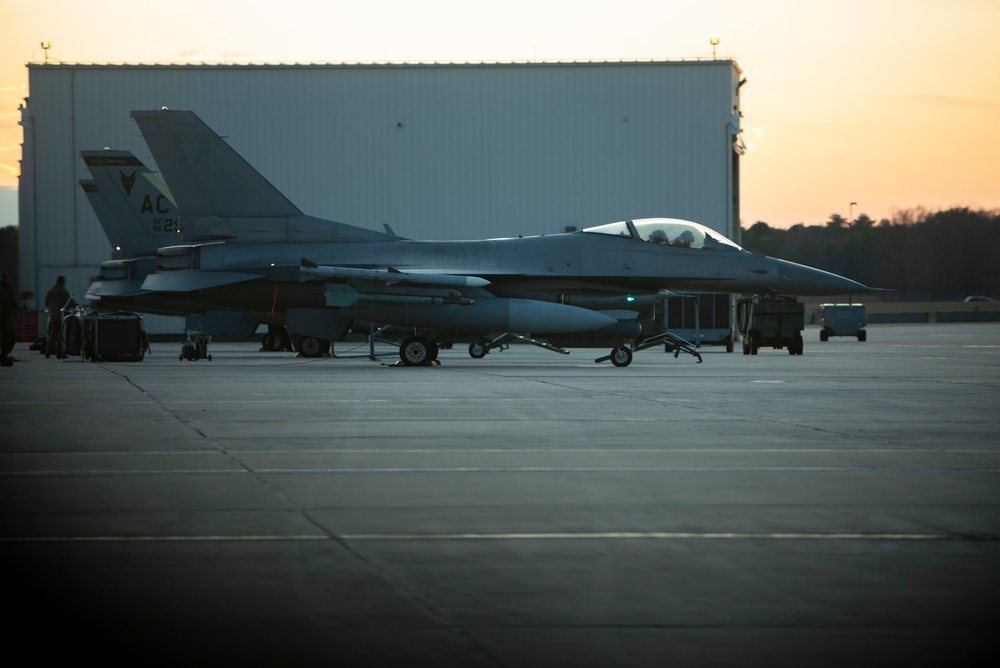 177th Fighter Wing Conducts Night Flying