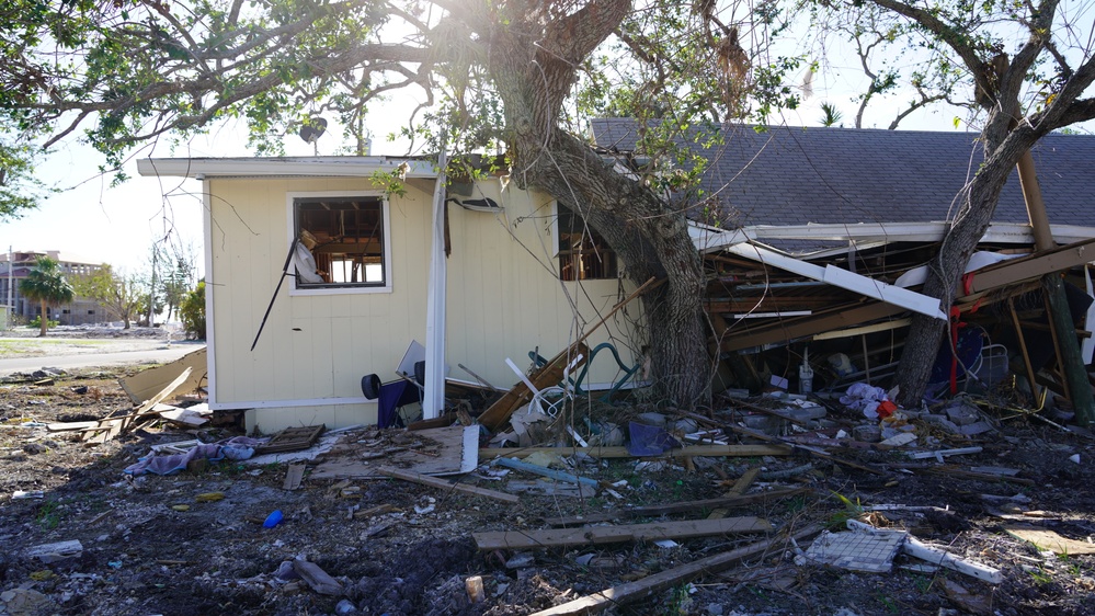 Home Damages caused by Hurricane Ian