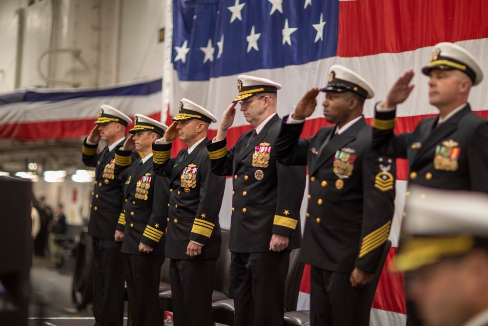 USS Bataan Holds Change of Command Ceremony