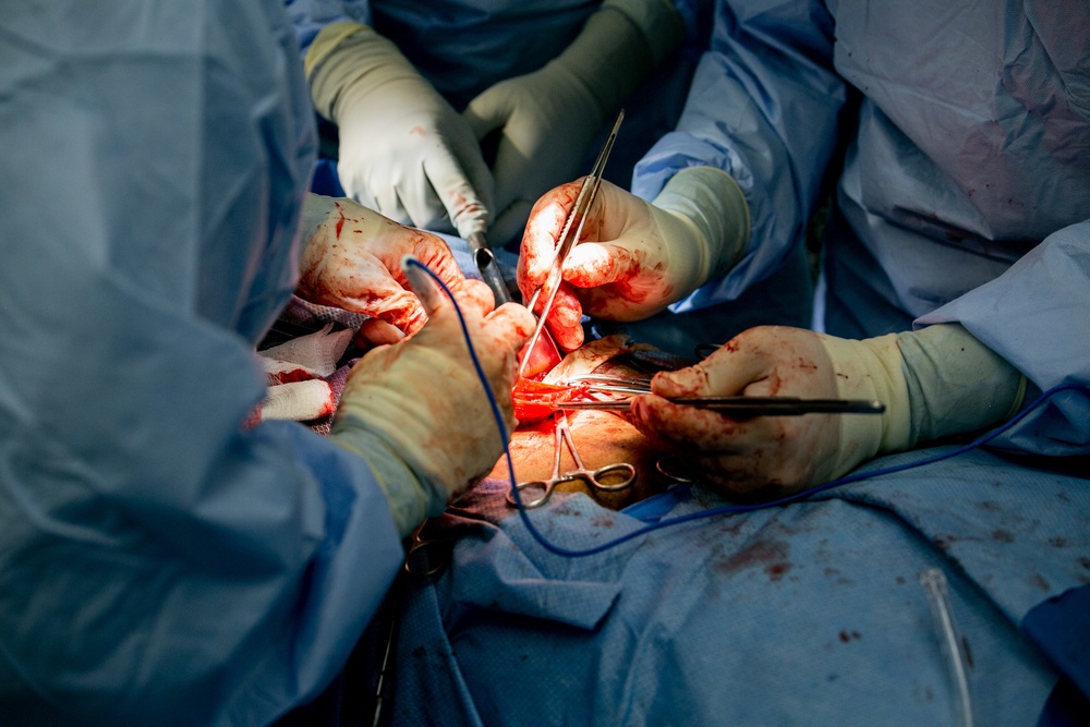 USNS COMFORT MEDICAL STAFF PERFORM PATIENT SURGERY, DOMINICAN REPUBLIC
