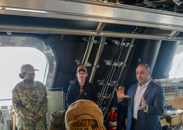 Under Secretary of Defense for Personnel and Readiness Vsits USS Savannah (LCS 28)