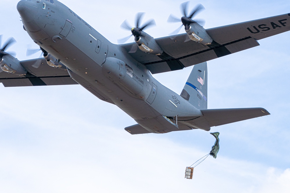 International air mobility crews attend Missouri based advanced tactics course