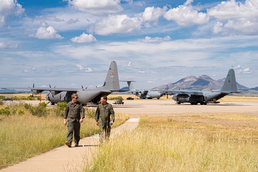 International air mobility crews attend Missouri based advanced tactics course