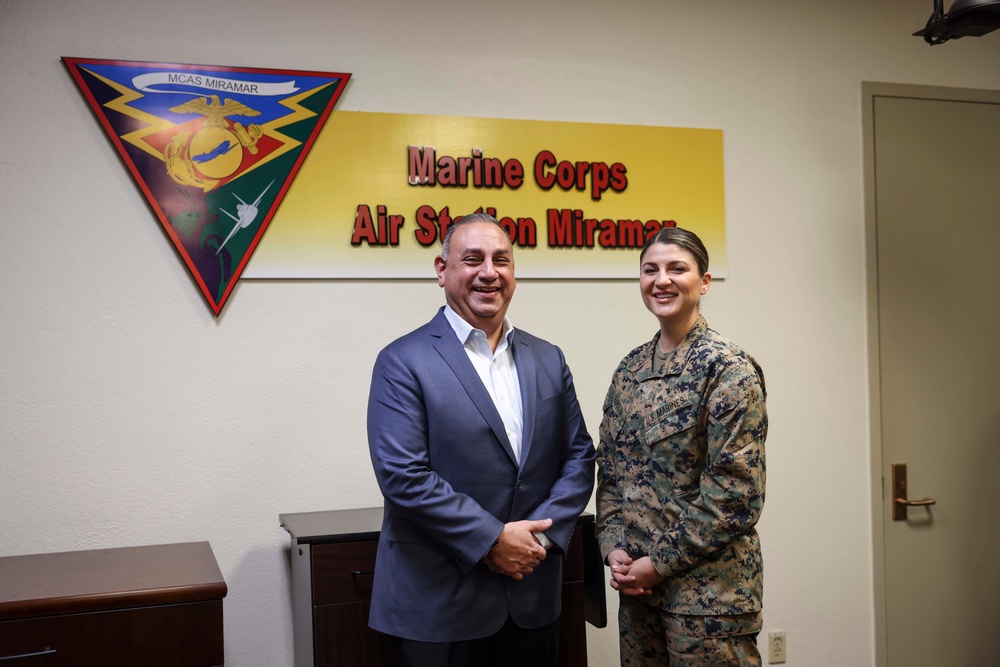 The Honorable Mr. Cisneros visits MCAS Miramar