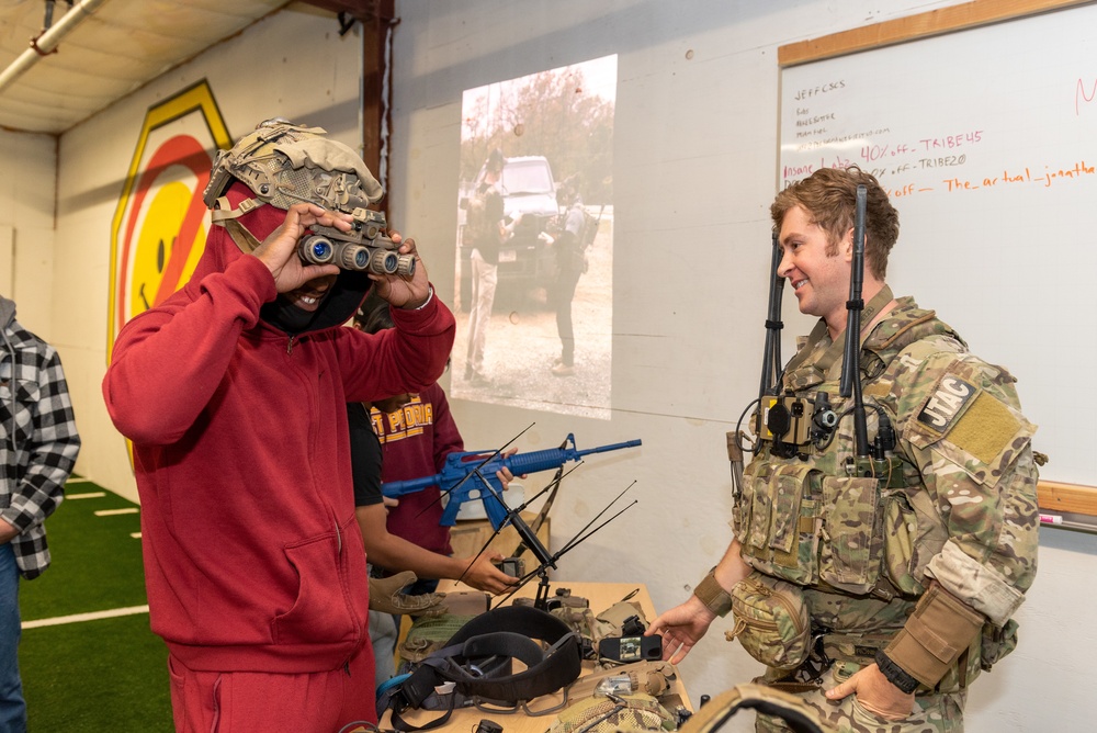 182nd Airlift Wing hosts career fair for Peoria-area high schoolers Oct. 27, 2022