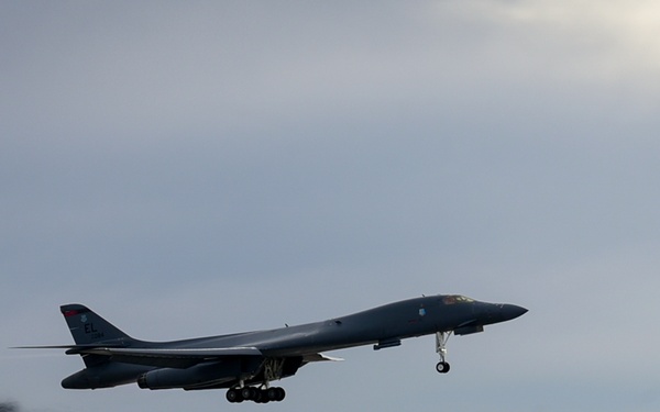 B-1B Lancer Participates in B-21 Raider Unveiling Ceremony