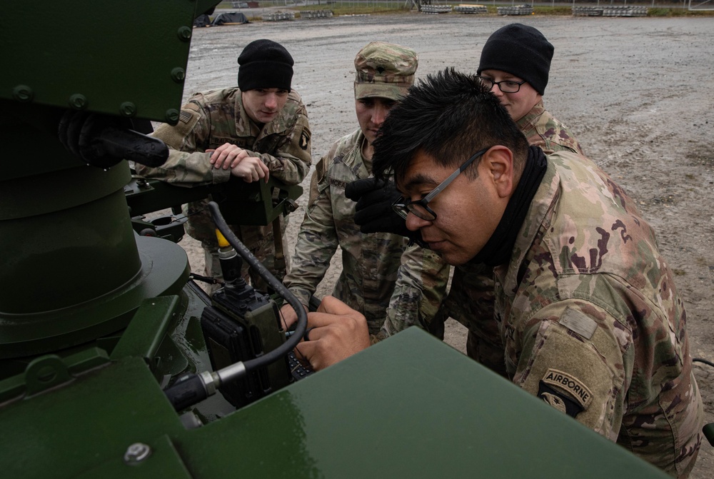 39th BEB Soldiers establish tactical internet