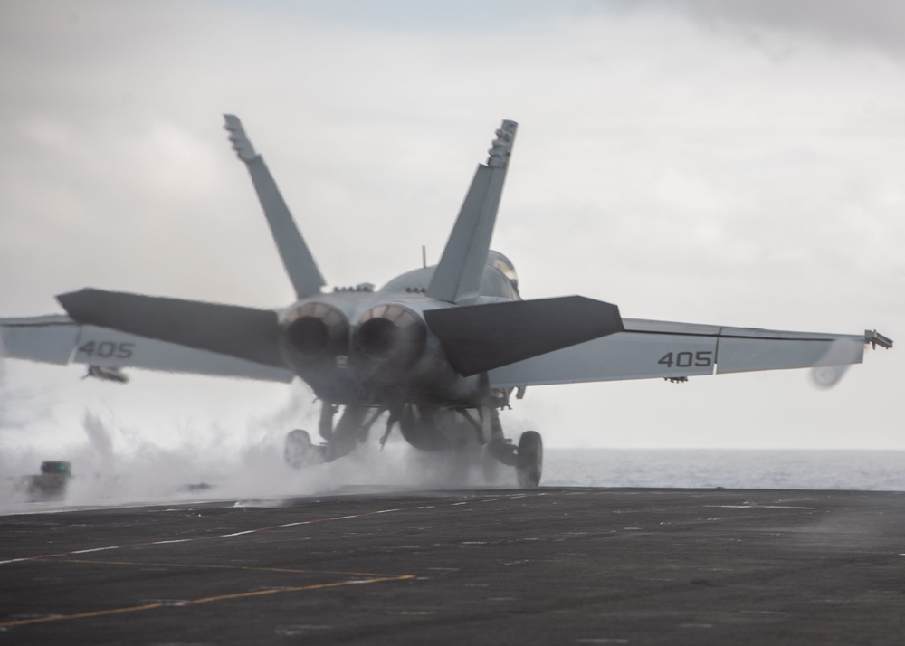 DVIDS - Images - USS Ronald Reagan (CVN 76) conducts flight operations ...