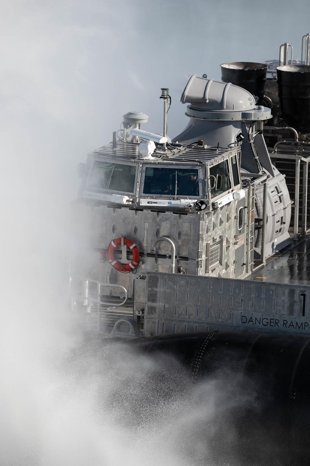 Kearsarge is Underway Conducting LCAC 100 Tests and Qualifications