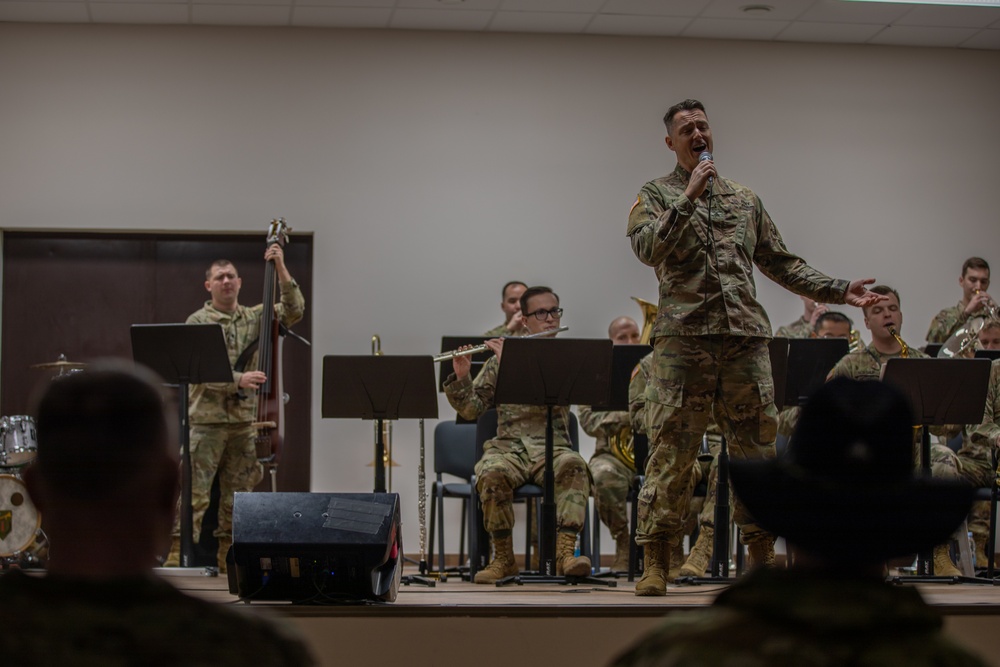 1st Infantry Division Band Rocks On during Holiday Tour in Bemowo Piskie